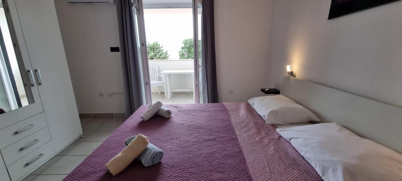 Apartments La Playa Pula Dış mekan fotoğraf
