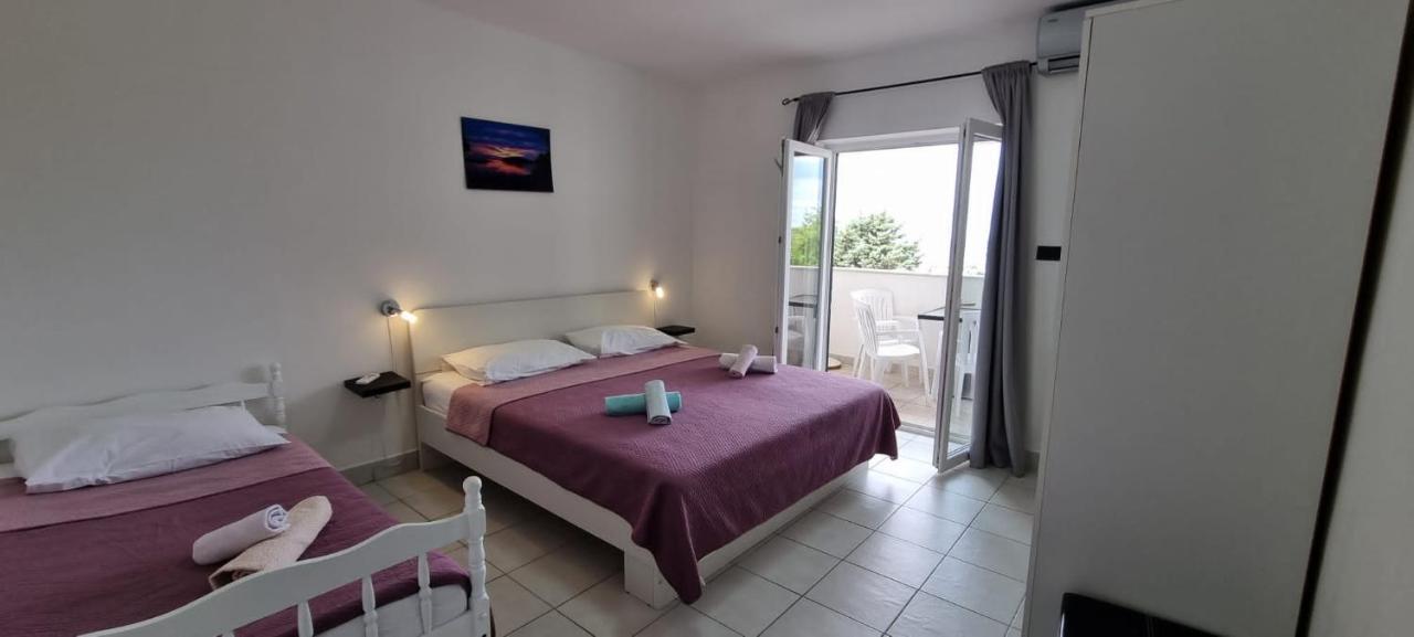 Apartments La Playa Pula Dış mekan fotoğraf